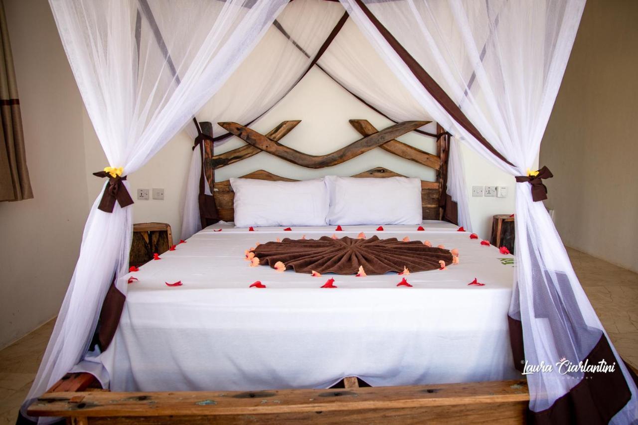 Uroa Zanzibar Vera Beach Hotel By Moonshine Dikoni Exterior photo