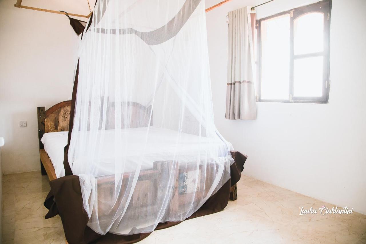 Uroa Zanzibar Vera Beach Hotel By Moonshine Dikoni Exterior photo
