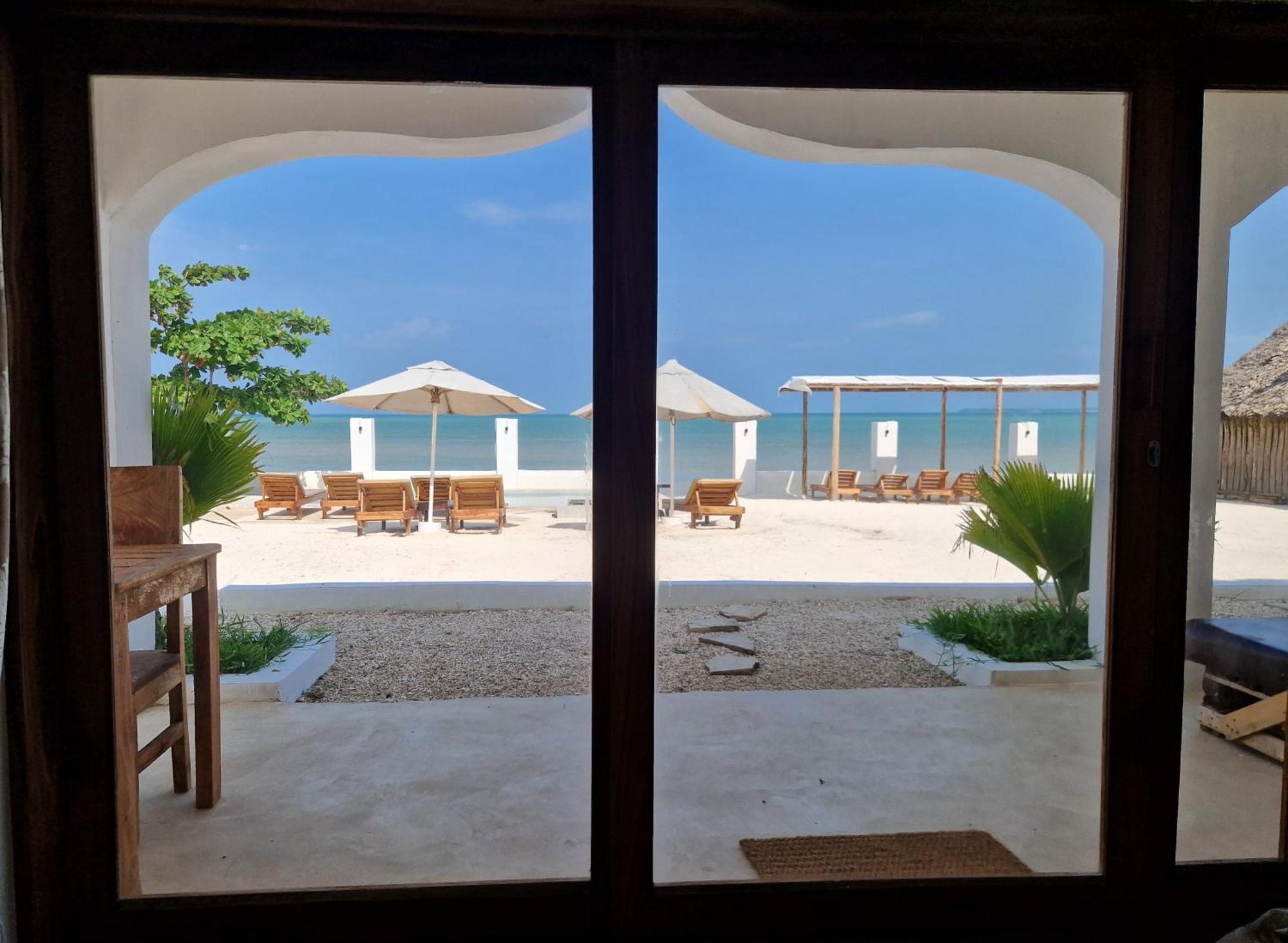 Uroa Zanzibar Vera Beach Hotel By Moonshine Dikoni Room photo