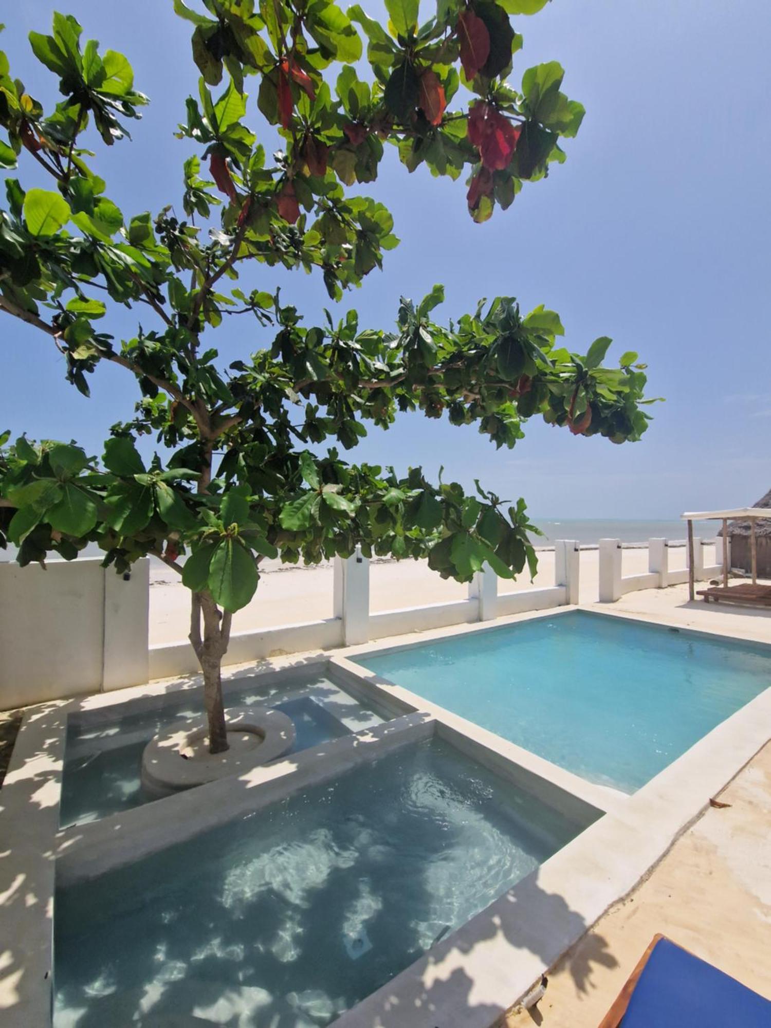 Uroa Zanzibar Vera Beach Hotel By Moonshine Dikoni Room photo